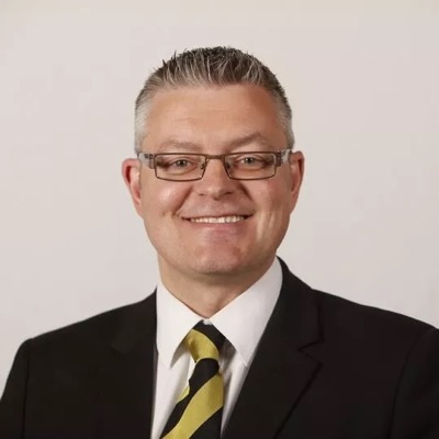 Portrait of Stuart McMillan